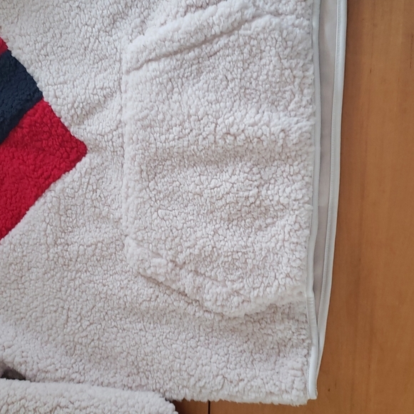 Tommy Hilfiger fleece pullover - Picture 2 of 6